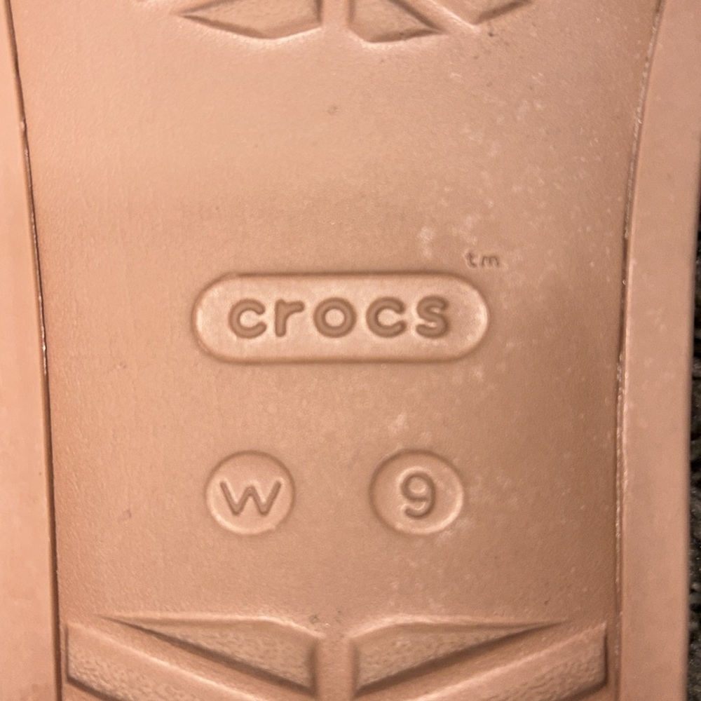 CROCS Women's Milk Chocolate Miami Toe Loop Sandal - Picture 3 of 4